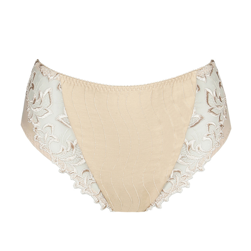 Tailleslip in het Caffe latte