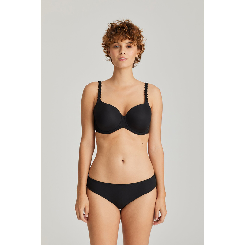 Rioslip in het Zwart