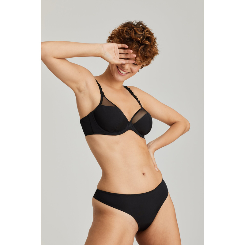 Niet Voorgevormde Balconnet Bh | Cup C-e in het Zwart