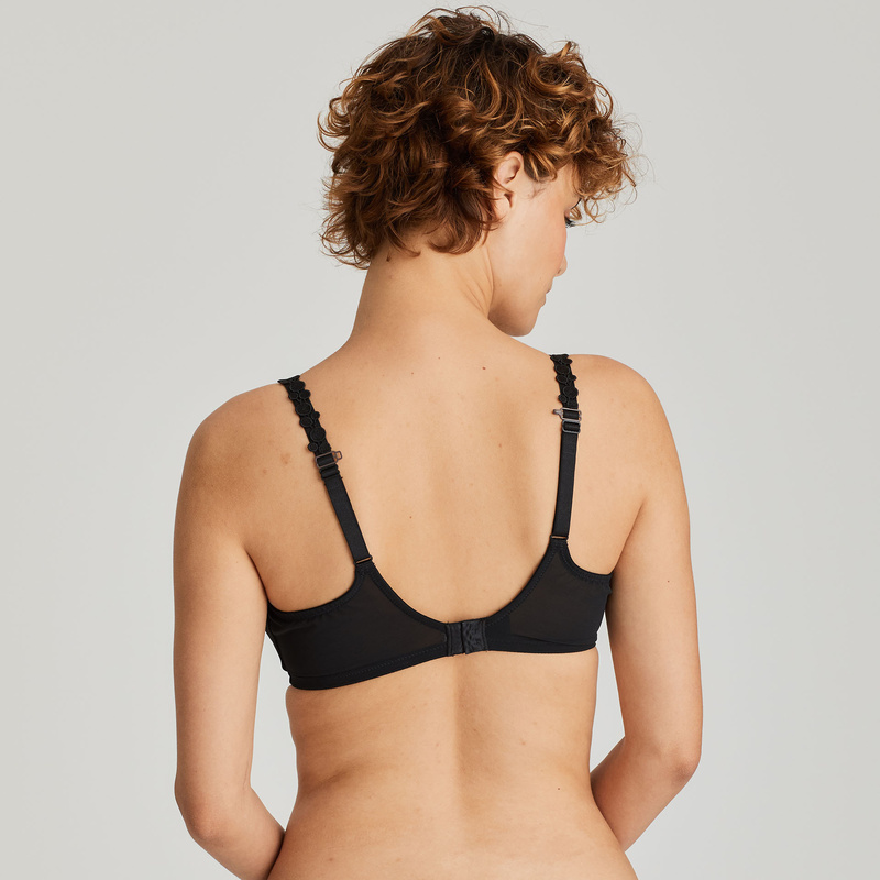 Niet Voorgevormde Balconnet Bh | Cup C-e in het Zwart