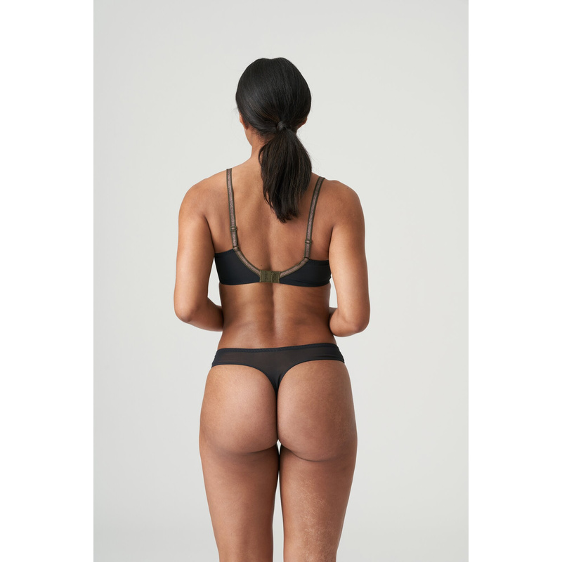 String in het Dark woods