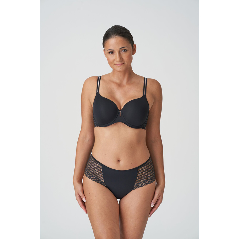 Hotpants in het Charbon