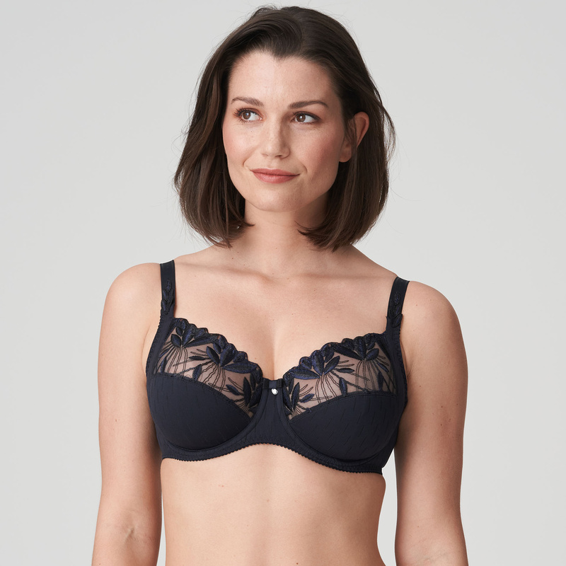 Beugel Bh | Cup F-j in het Night blue Beugel Bh | Cup F-j in het Night blue