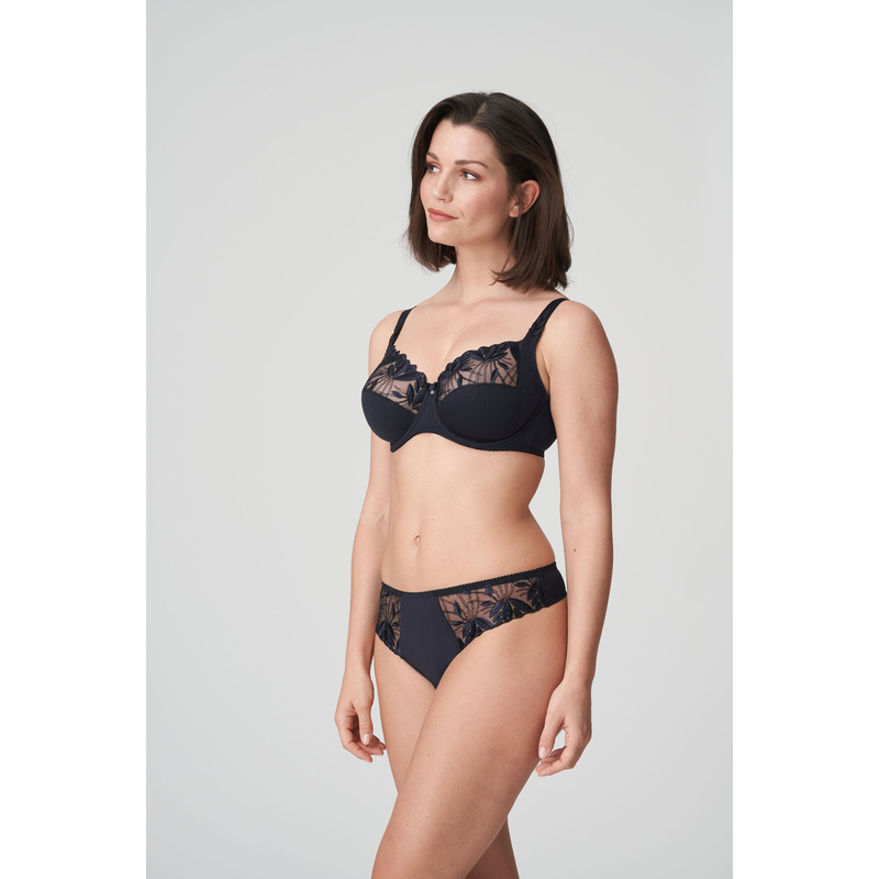 Beugel Bh | Cup F-j in het Night blue Beugel Bh | Cup F-j in het Night blue