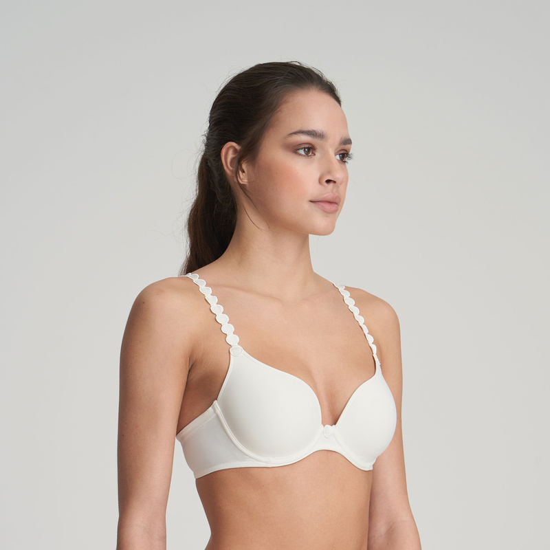 Voorgevormde Bh Hartvorm in het Natuur Voorgevormde Bh Hartvorm in het Natuur