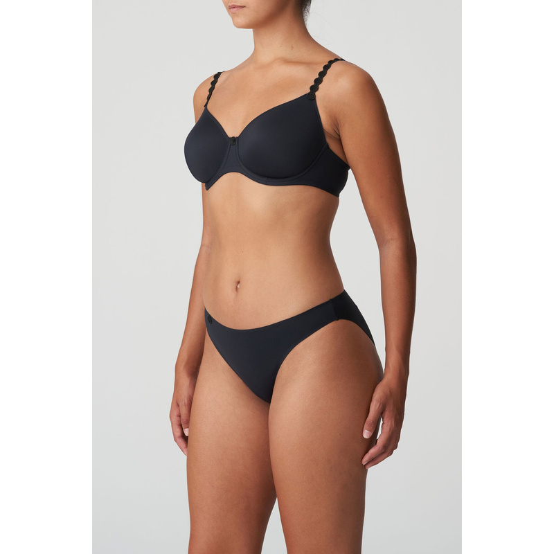 Beugel Bh in het Charbon