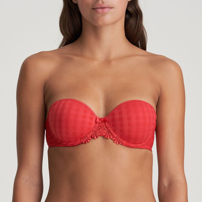 Avero Strapless Beha en Scarlet Avero Strapless Beha en Scarlet