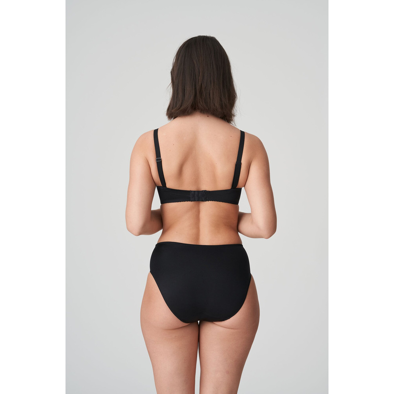 Satin Tailleslip in het Zwart Satin Tailleslip in het Zwart