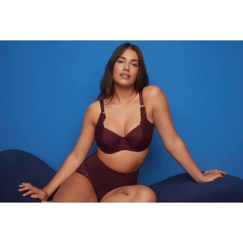 Voorgevormde Balconette Bh in het Merlot
