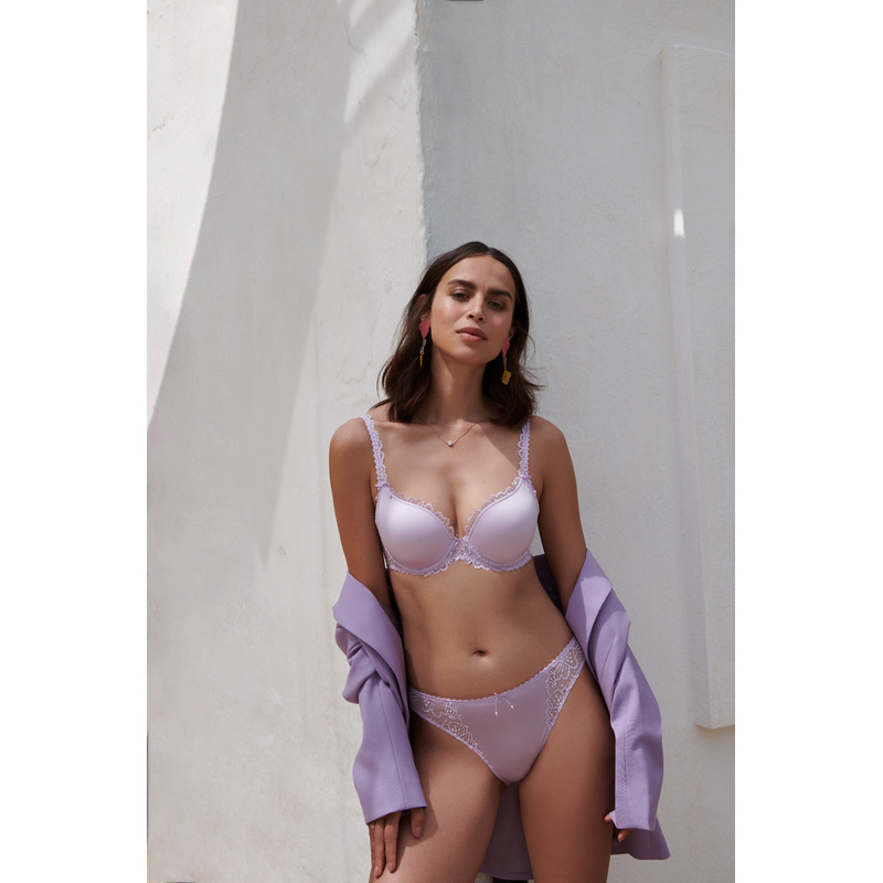 Voorgevormde Bh Hartvorm in het Pastel lavender Voorgevormde Bh Hartvorm in het Pastel lavender