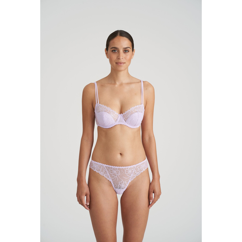 String in het Pastel lavender