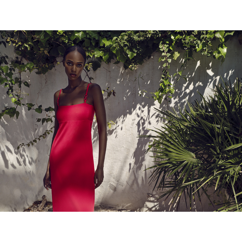 Jurk in het Rood Jurk in het Rood