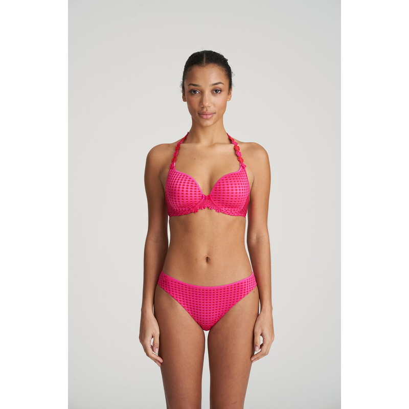 Voorgevormde Bh Hartvorm in het Electric pink Voorgevormde Bh Hartvorm in het Electric pink