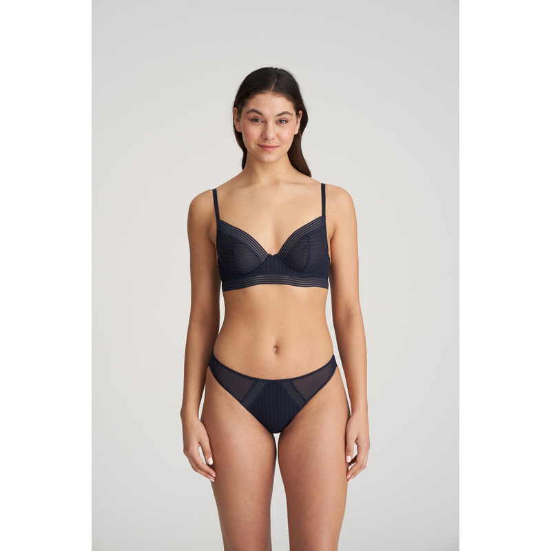 Rioslip in het Velvet blue Rioslip in het Velvet blue