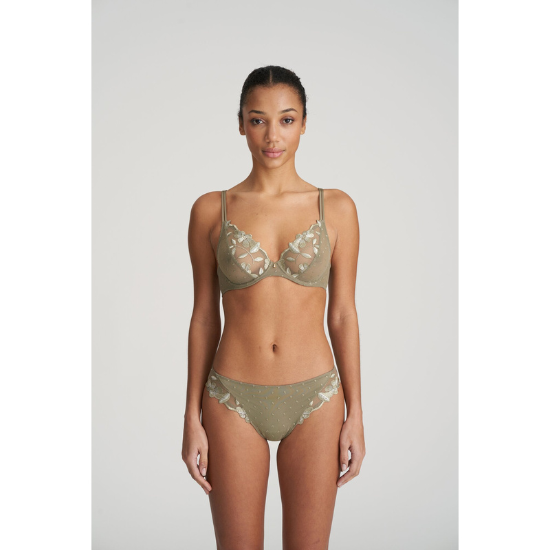 Rioslip in het Golden olive Rioslip in het Golden olive