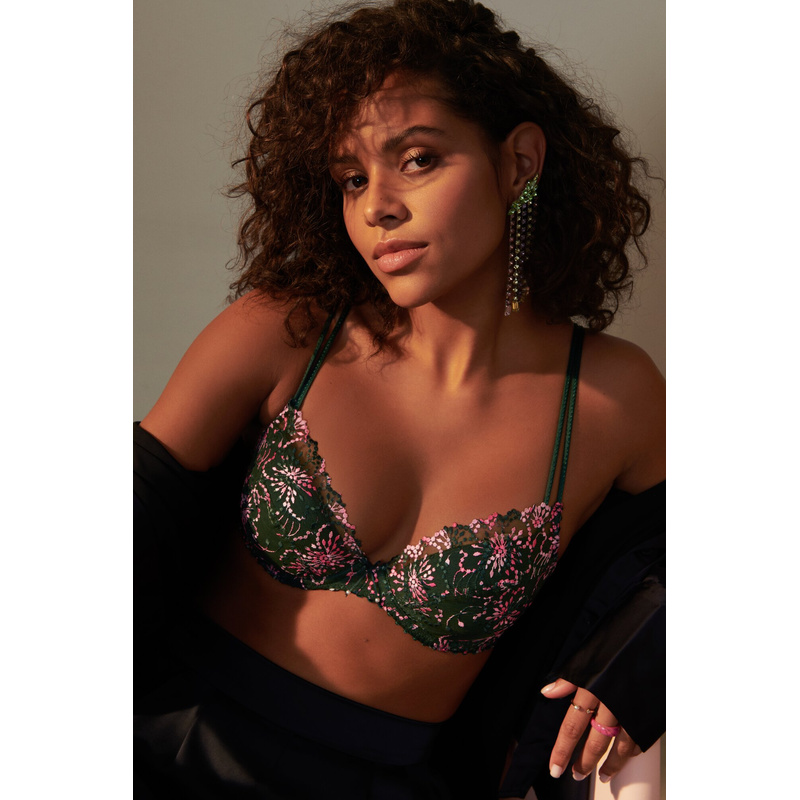 Push Up Bh Uitneembare Pads en Jungle kiss Push Up Bh Uitneembare Pads en Jungle kiss