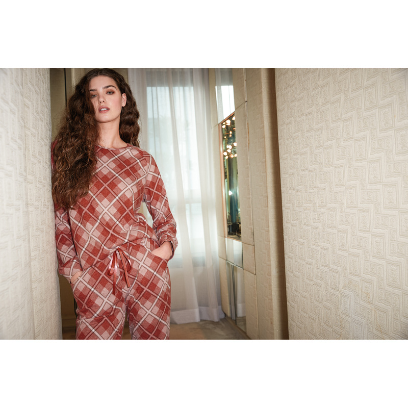 Pyjama in het Rode print