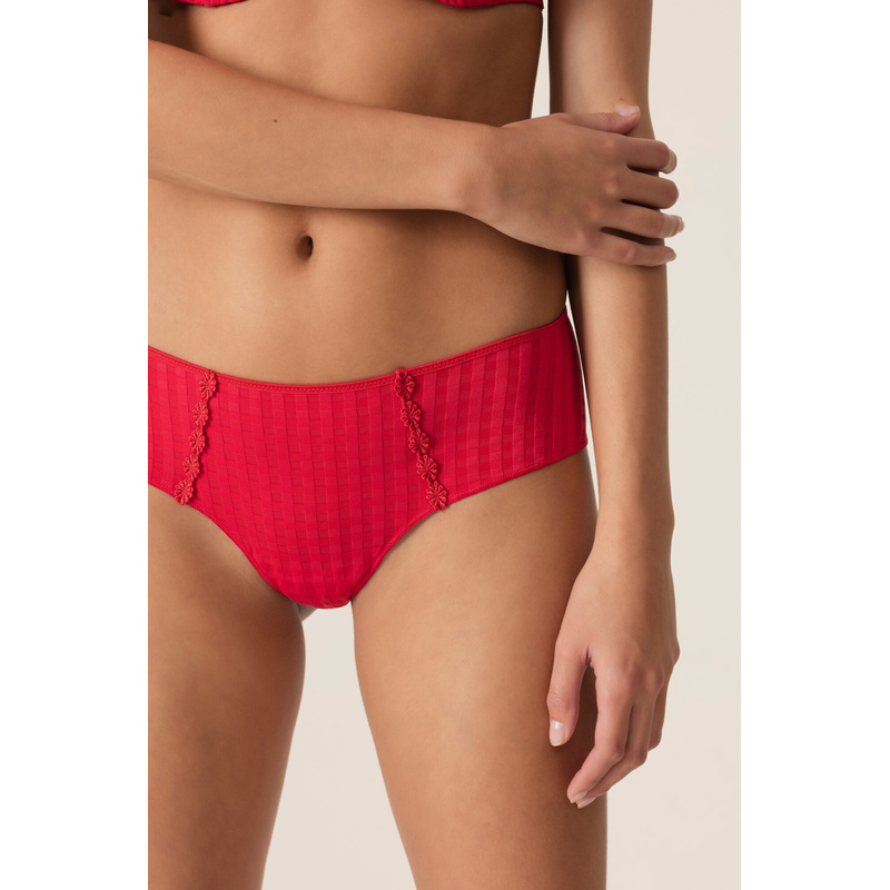 Avero Hotpants in het Scarlet