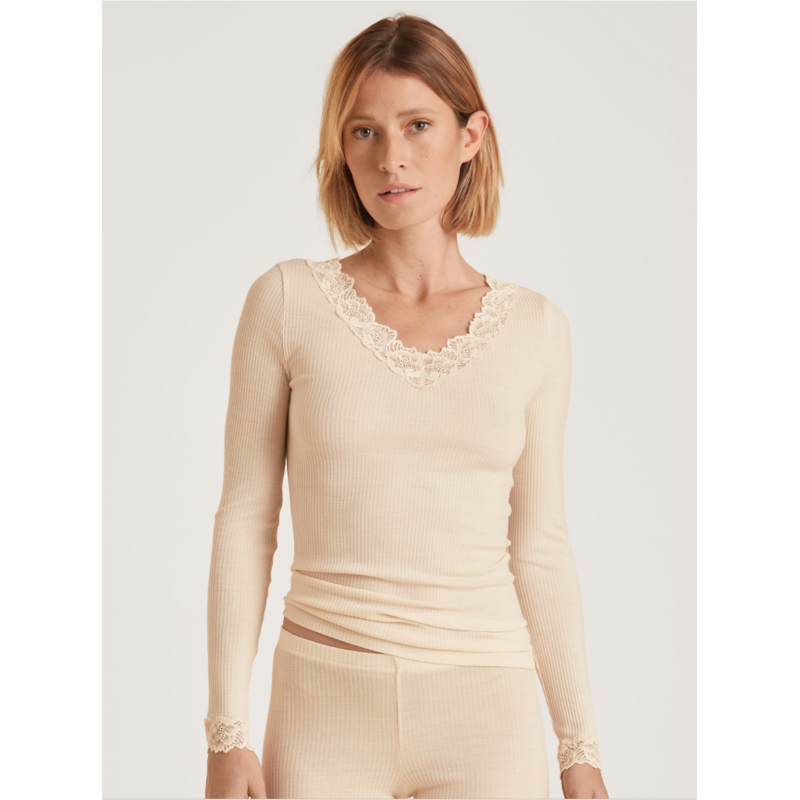 Hemdje Lange Mouw in het Creme Hemdje Lange Mouw in het Creme