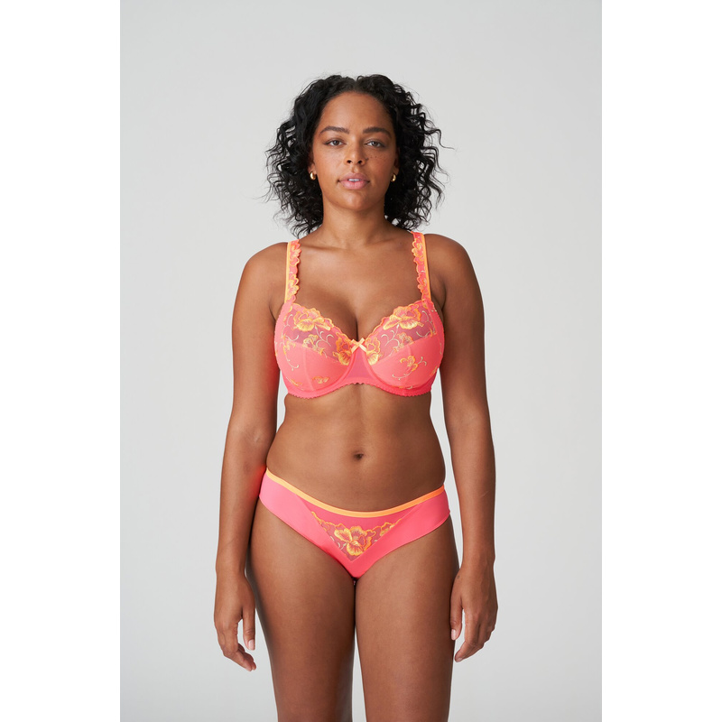 Volle Cup Bh in het Tropicana