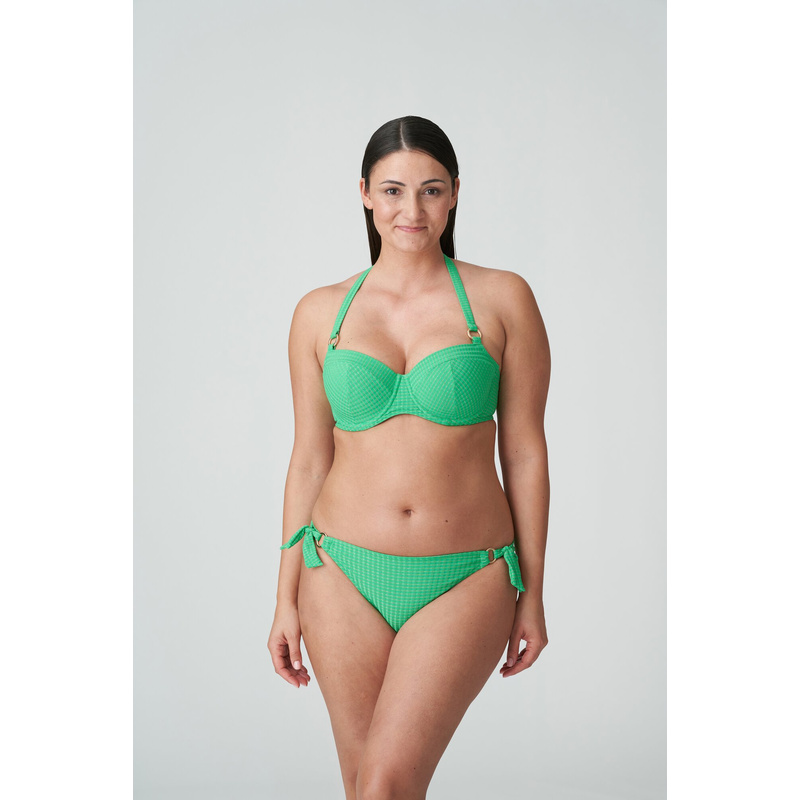 Voorgevormde Bikinitop in het Lush green