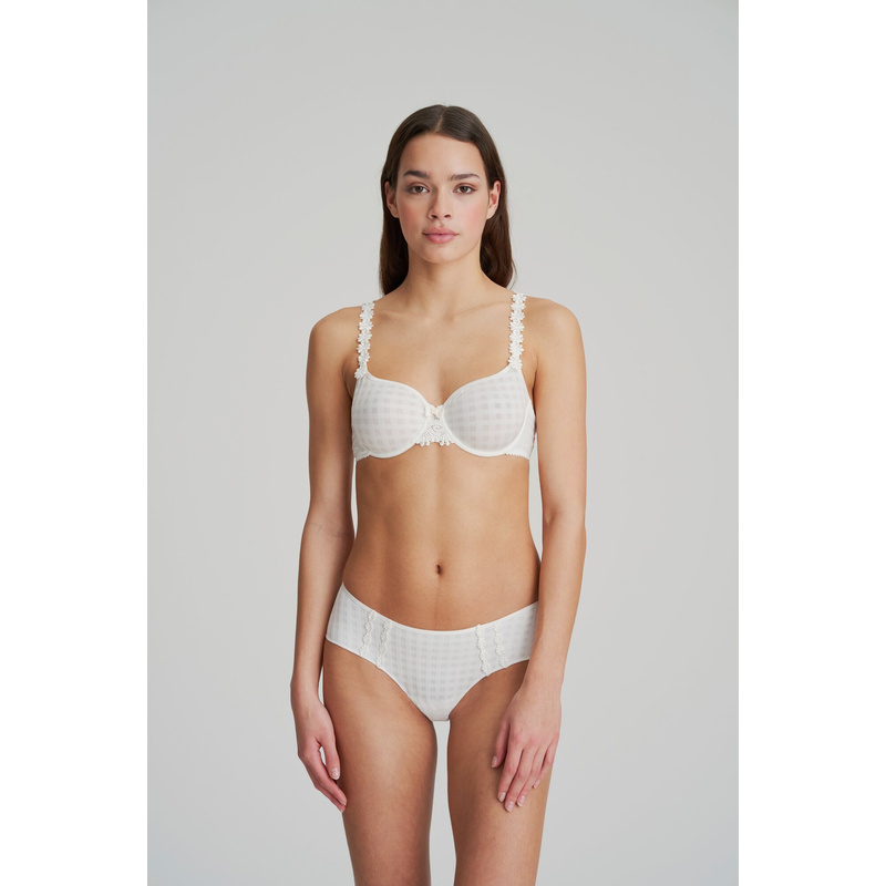 Beugel Bh in het Natuur Beugel Bh in het Natuur