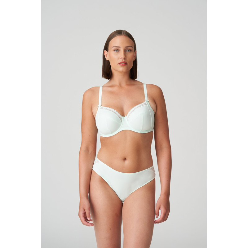 Rioslip in het Fleur de printemps Rioslip in het Fleur de printemps