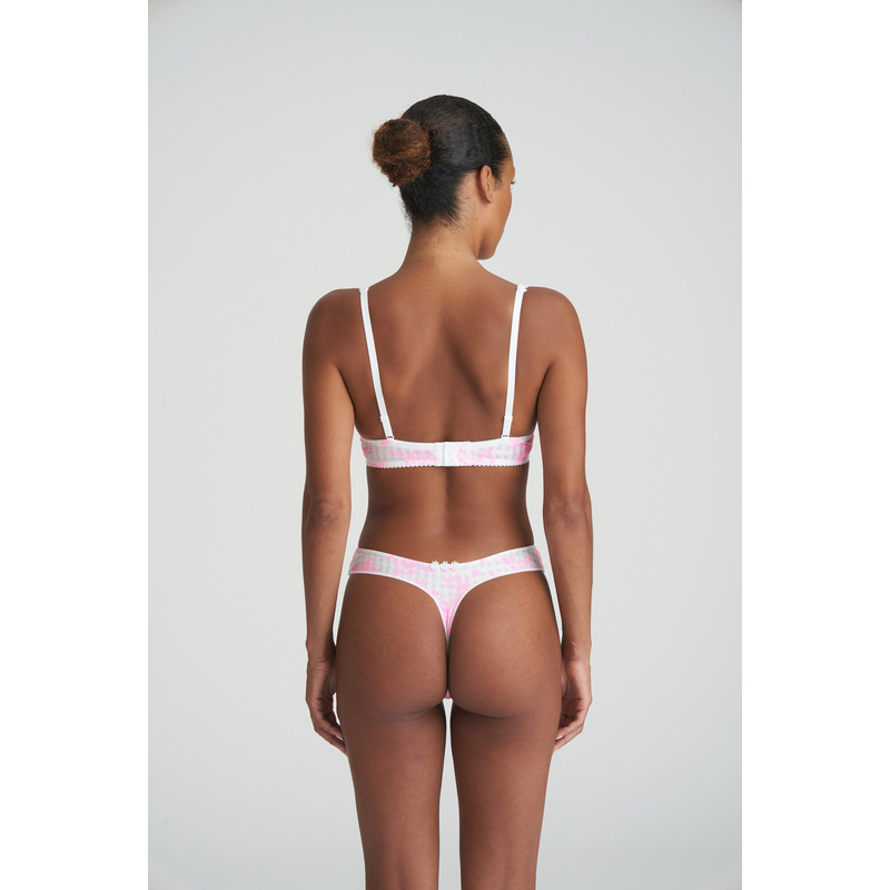 String in het Love blossom