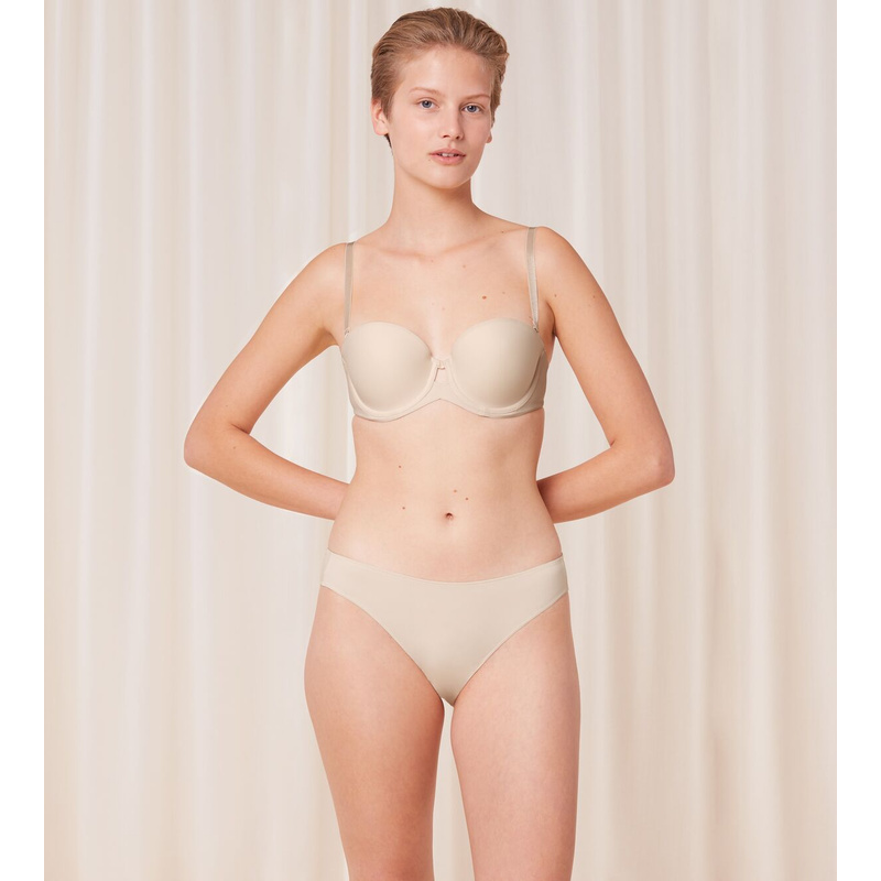 Voorgevormde Bh in het Cameo beige Voorgevormde Bh in het Cameo beige