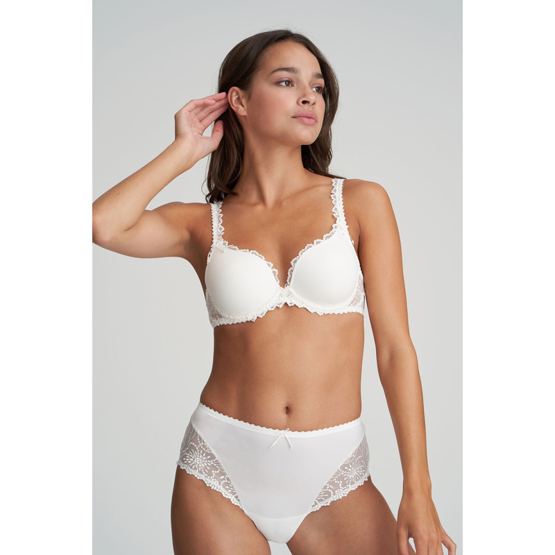 Jane Multiway Beha in het Natuur Jane Multiway Beha in het Natuur