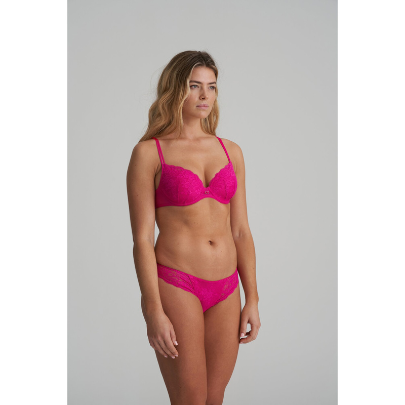 Voorgevormde Bh Hartvorm in het Very berry Voorgevormde Bh Hartvorm in het Very berry