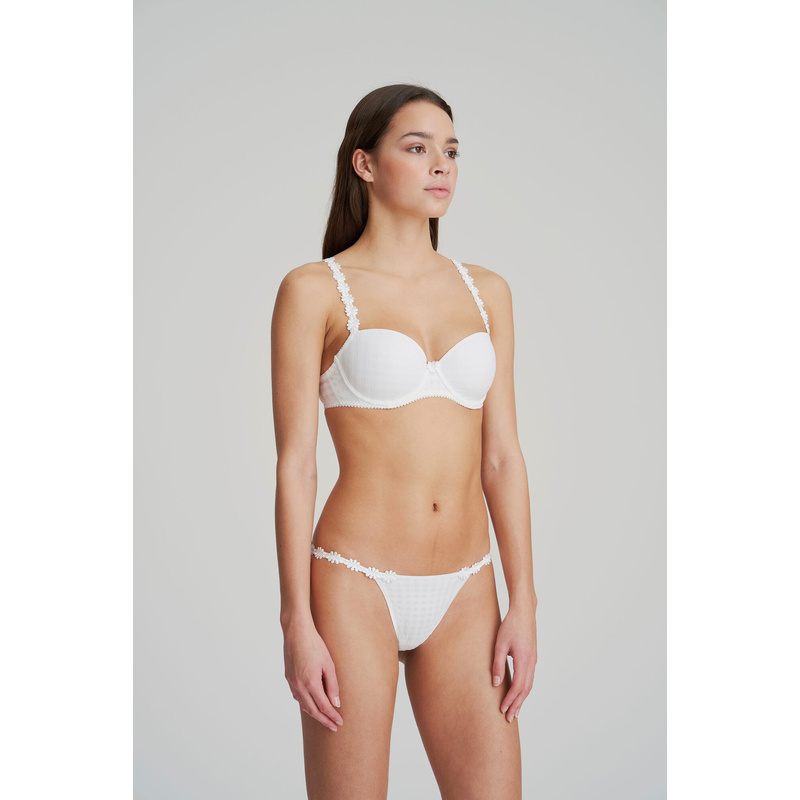 Avero Lage Taille String in het Wit