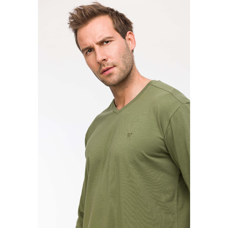 Pyjama in het Kakigroen