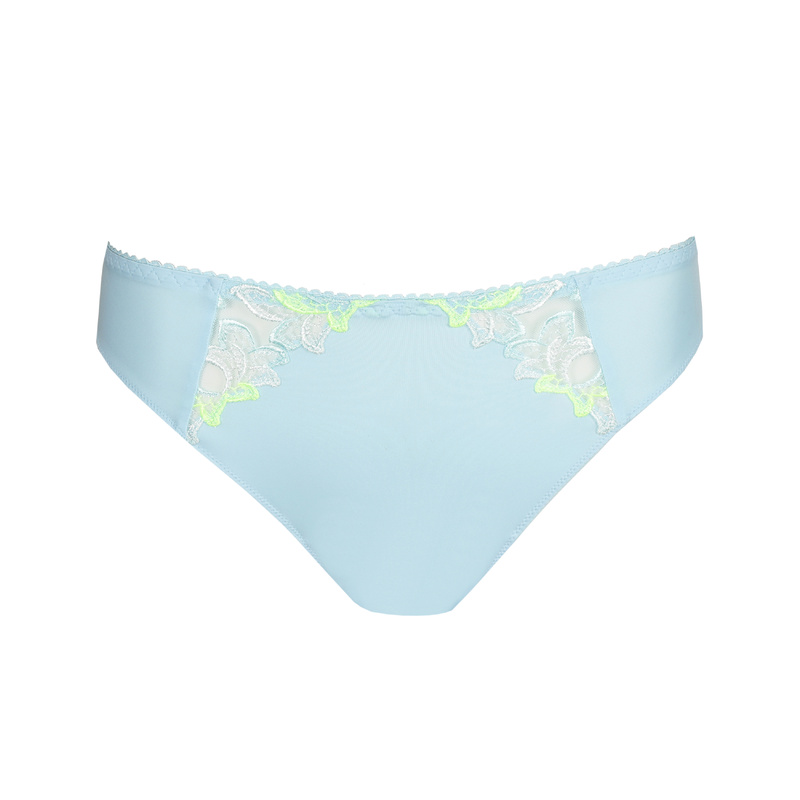 String in het Milky blue