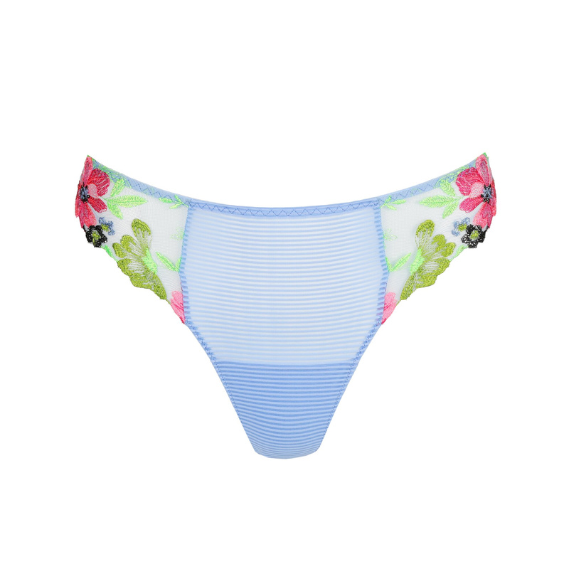 String in het Santorini blue