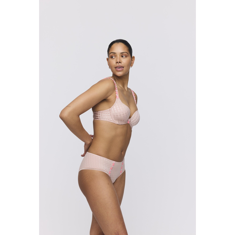 Voorgevormde Bh Hartvorm in het Powder rose