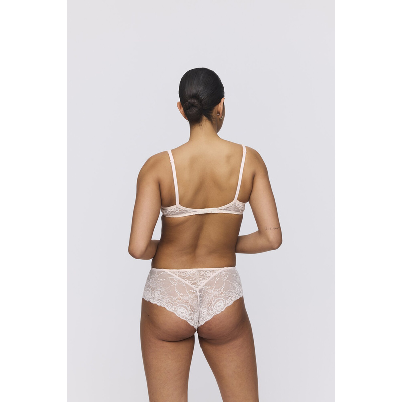 Voorgevormde Plunge Bh in het Crystal pink Voorgevormde Plunge Bh in het Crystal pink
