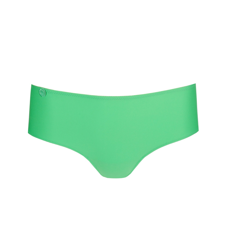 Short in het Lush green