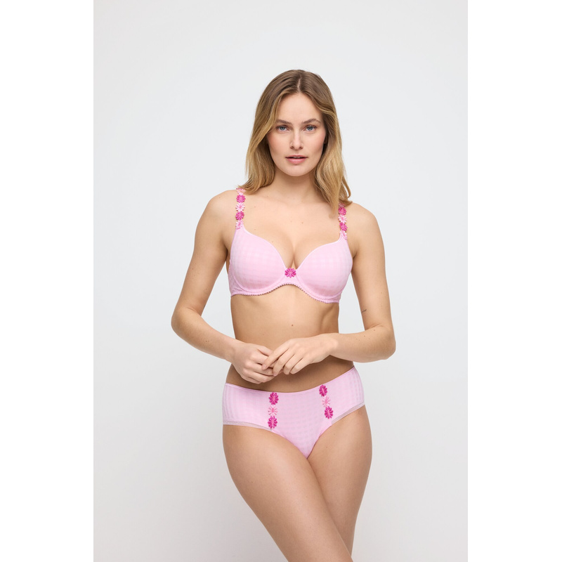 Hotpants en Lily Rose