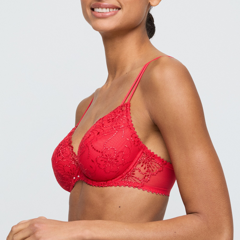 Push-up Bh  Uitneembare Pads in het True red Push-up Bh  Uitneembare Pads in het True red