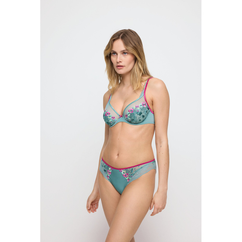 Plunge Bh in het Bali green