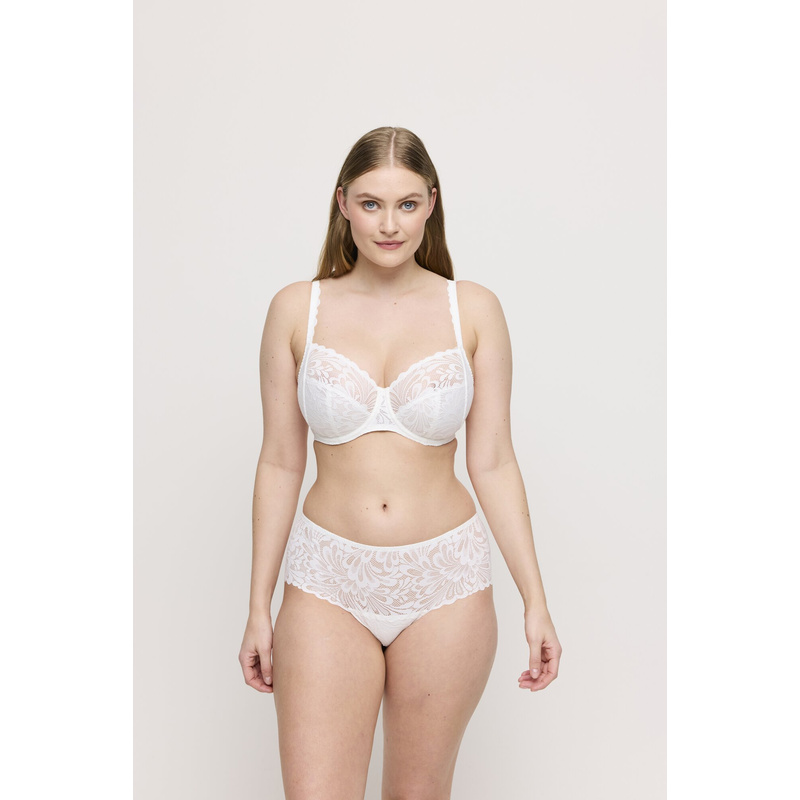 Hotpants in het Natuur