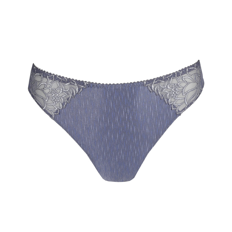 String in het Nightshadow blue