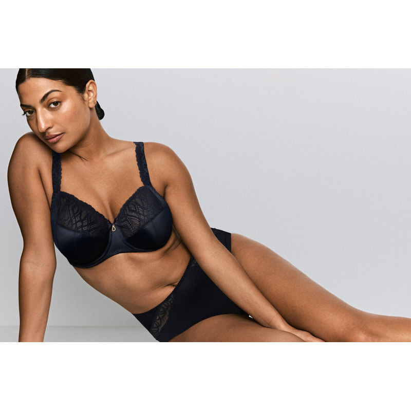 Volle Cup Bh | B-h Cup in het Midnight blue
