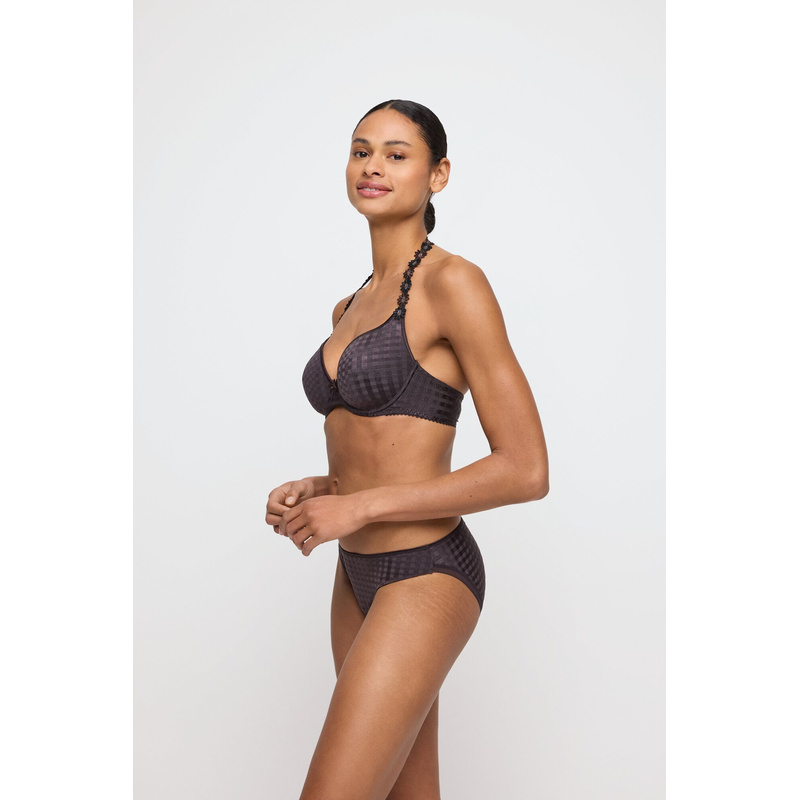 Voorgevormde Bh Hartvorm in het Sweet chocolate Voorgevormde Bh Hartvorm in het Sweet chocolate