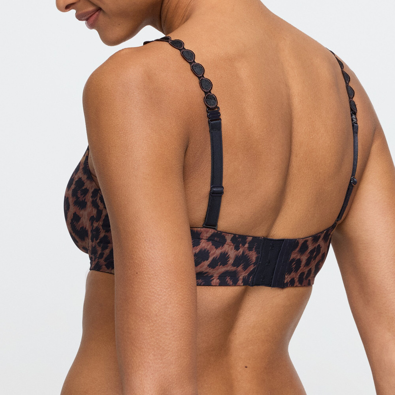 Voorgevormde Bh Hartvorm in het Fauve Voorgevormde Bh Hartvorm in het Fauve