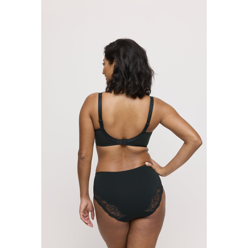 Volle Cup Bh in het Deep forest