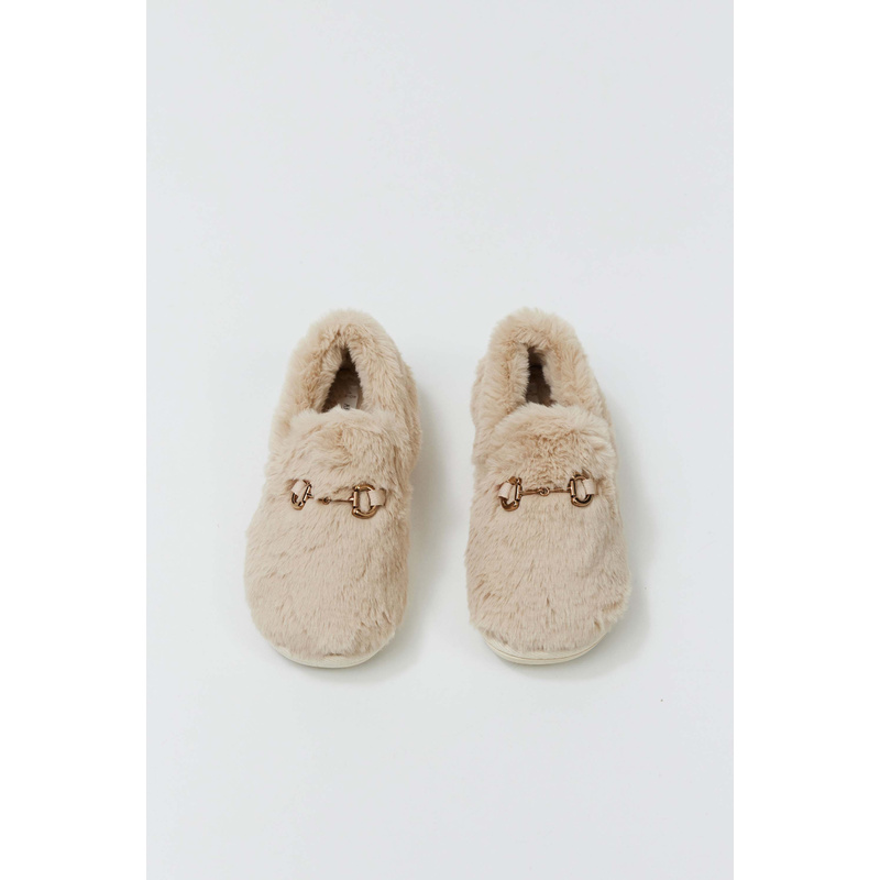 Slippers in het Beige