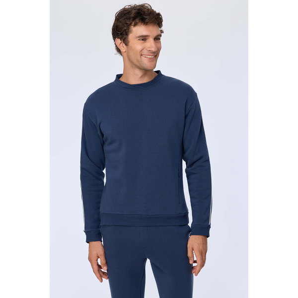 Sweater - Lords & Lilies