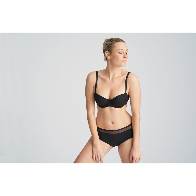 Short en Noir Short en Noir